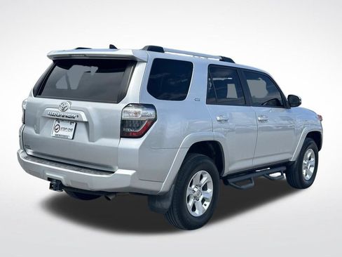 Used 2019 Toyota 4Runner SR5 Premium AWD/4WD image 6