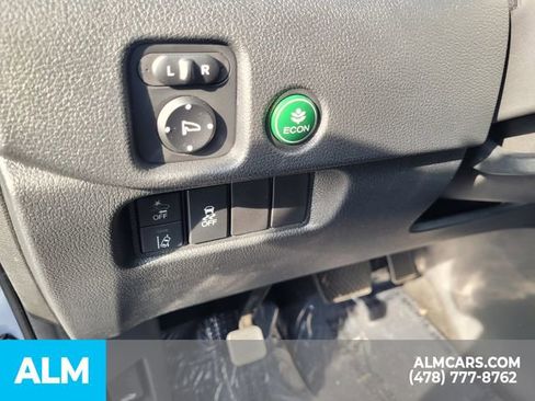 Used 2022 Honda Pilot TrailSport image 22