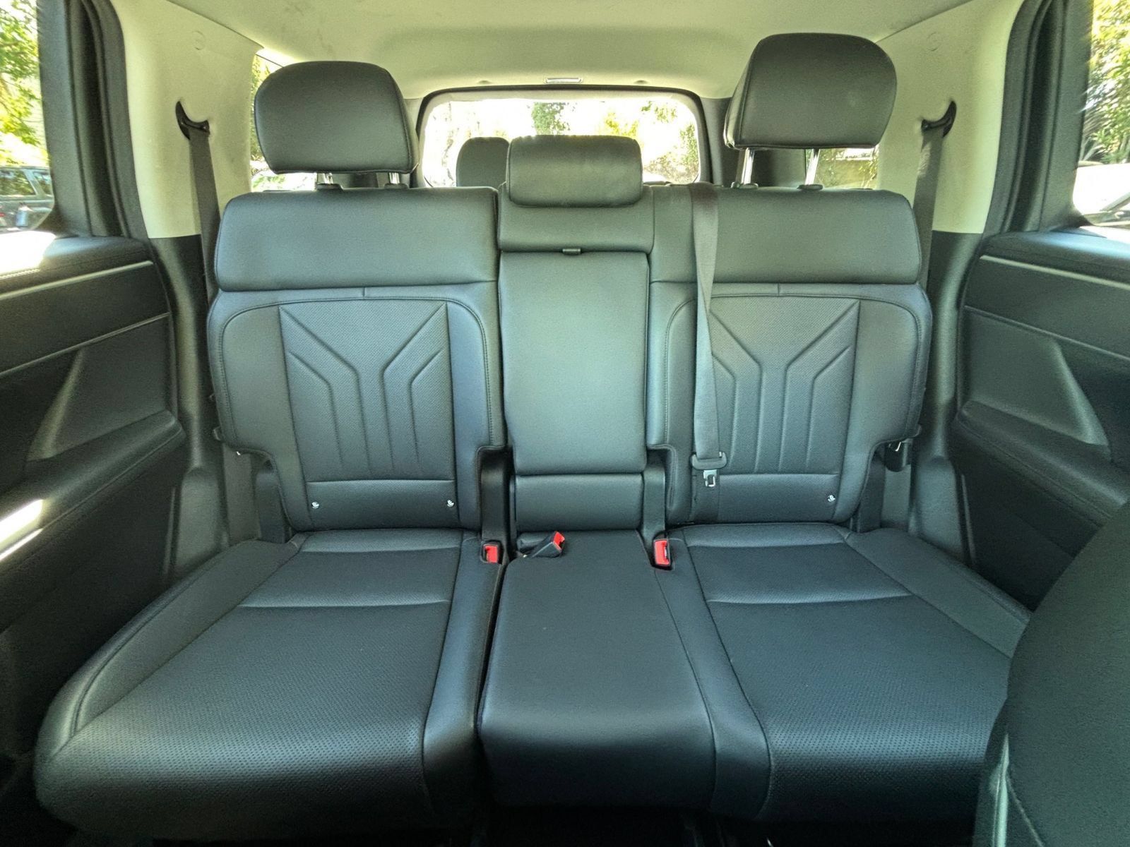 Used 2025 Hyundai Santa Fe SEL AWD/4WD image 40