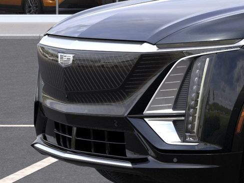 New 2026 Cadillac Lyriq Luxury RWD image 13