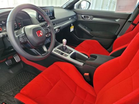 Used 2025 Honda Civic Type R image 10