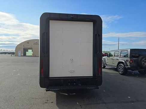 Used 2024 Chevrolet Brightdrop 600 w/ Commercial Equipment Package AWD/4WD image 4