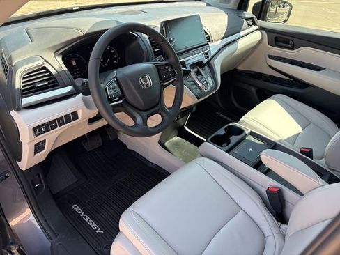 New 2026 Honda Odyssey EX-L image 9