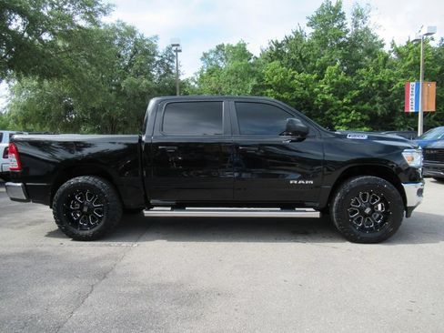 Used 2022 RAM 1500 Big Horn AWD/4WD image 2