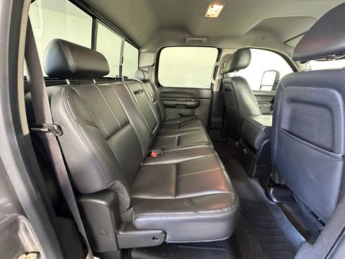 Used 2014 Chevrolet Silverado 3500 LT w/ Interior Plus Package AWD/4WD image 29