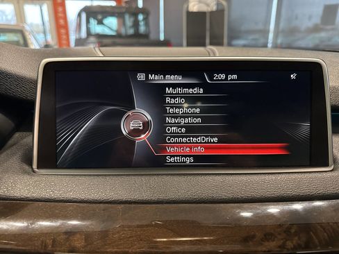 Used 2016 BMW X5 xDrive50i image 27