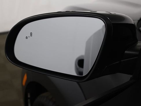 Used 2023 Hyundai Kona Limited w/ Cargo Package image 34