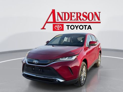 Used 2023 Toyota Venza Limited image 1