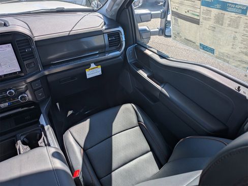 New 2025 Ford F250 Lariat w/ Lariat Ultimate Package image 16