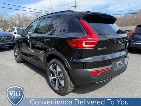 New 2026 Volvo XC40 B5 Plus w/ Climate Package AWD/4WD image 6