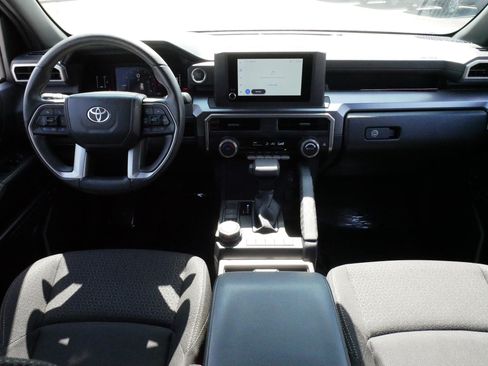 Used 2026 Toyota 4Runner SR5 AWD/4WD image 10
