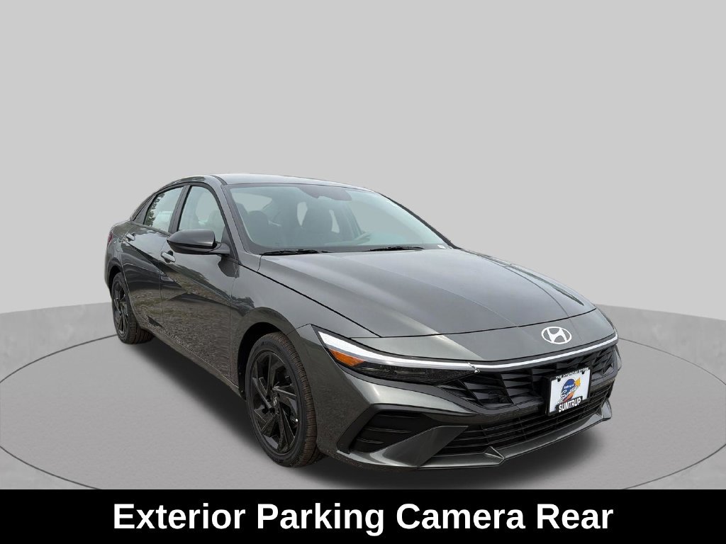 Used 2026 Hyundai Elantra Sport FWD image 9