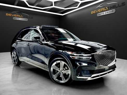 Used 2023 Genesis GV70 2.5T w/ Sport Prestige Package image 7