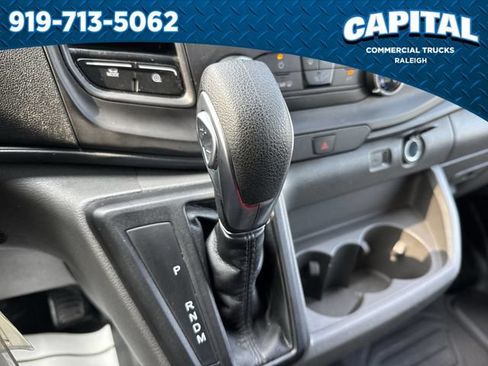 Certified 2025 Ford Transit 250 Low Roof w/ Exterior Upgrade Package RWD image 32