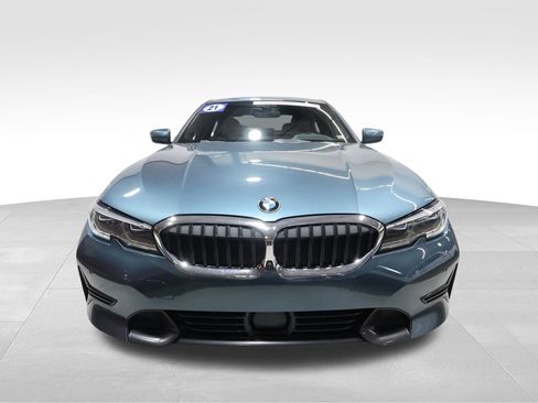 Used 2021 BMW 330e xDrive w/ Executive Package image 5