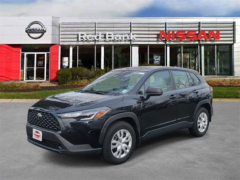 Used 2024 Toyota Corolla Cross L image 5