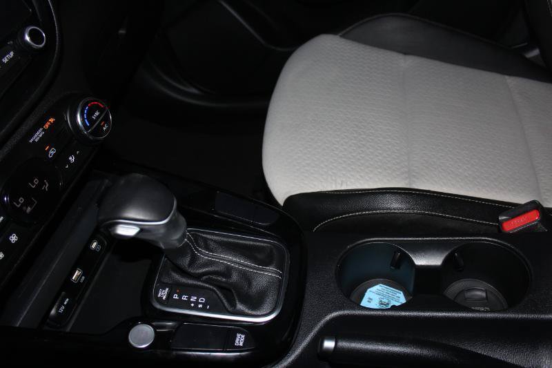 Used 2024 Kia Soul GT-Line FWD image 33