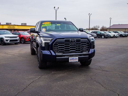 Used 2024 Toyota Tundra Limited AWD/4WD image 10
