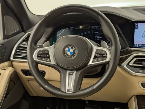 Used 2021 BMW X5 xDrive40i w/ M Sport Package image 18