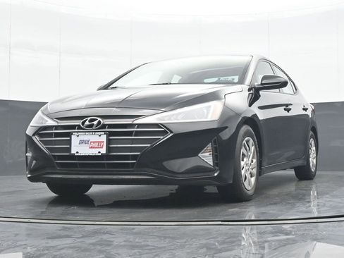 Used 2020 Hyundai Elantra SE w/ Cargo Package (C1) image 25