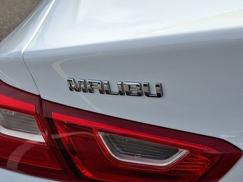 Used 2023 Chevrolet Malibu LT image 29