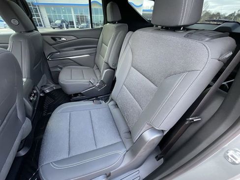 Used 2026 Chevrolet Traverse LT image 15