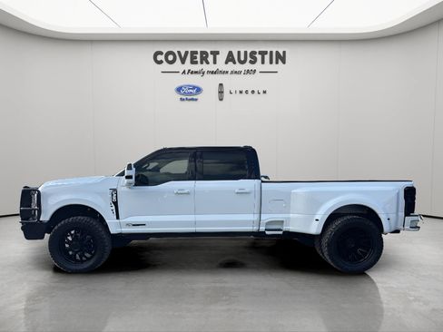 Used 2026 Ford F350 Platinum AWD/4WD image 3