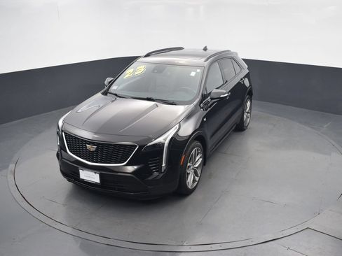 Used 2023 Cadillac XT4 Sport AWD/4WD image 35