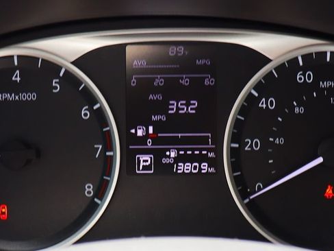 Used 2024 Nissan Kicks S FWD image 42