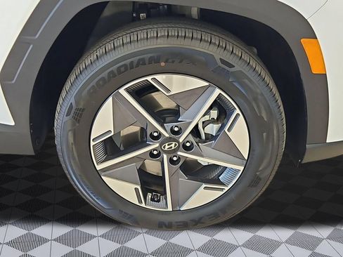 Certified 2025 Hyundai Tucson SEL AWD/4WD image 30