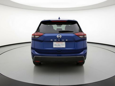 Used 2025 Nissan Rogue SV image 6