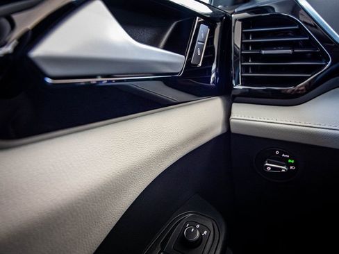 New 2026 Volkswagen Taos S image 30