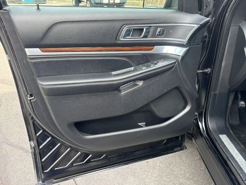 Used 2016 Ford Explorer Limited AWD/4WD image 12