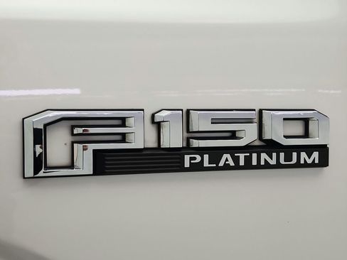 Used 2018 Ford F150 Platinum w/ Equipment Group 701A Luxury image 46