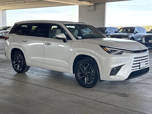 Used 2026 Lexus TX 350 TX 350 Premium w/ Technology Package image 5