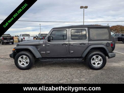 Used 2018 Jeep Wrangler Unlimited Sport image 7