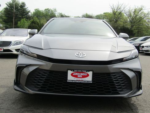 Used 2026 Toyota Camry SE w/ Multimedia Upgrade Package image 2