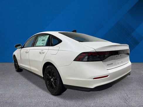 New 2025 Honda Accord SE image 6