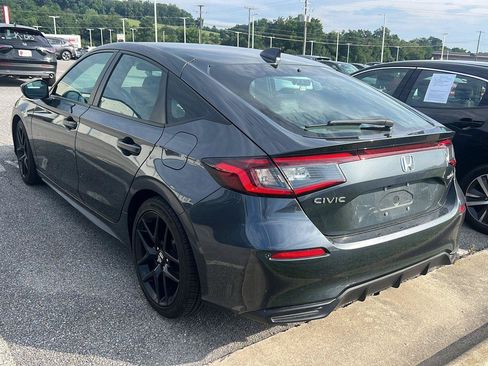 Used 2025 Honda Civic Sport image 3