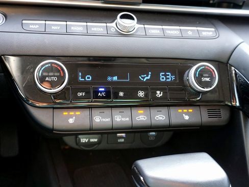 Used 2024 Hyundai Elantra SEL w/ Convenience Package image 15