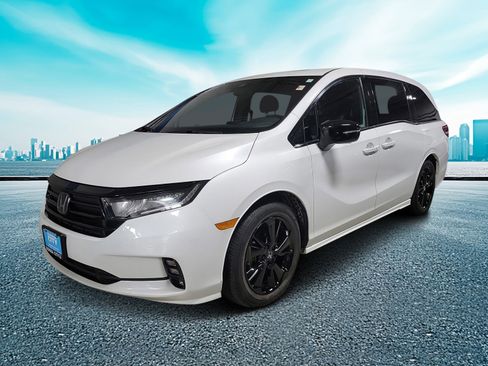 Certified 2023 Honda Odyssey Sport image 2