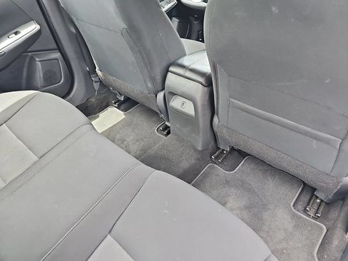 Used 2025 Nissan Sentra SV FWD image 11