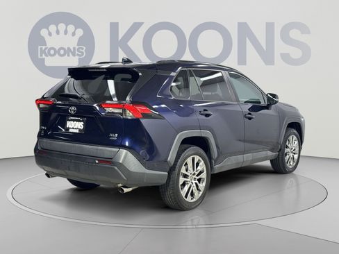 Used 2021 Toyota RAV4 XLE Premium AWD/4WD image 20