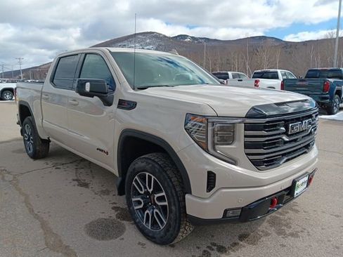 New 2026 GMC Sierra 1500 AT4 w/ LPO, Black Badging Package image 13