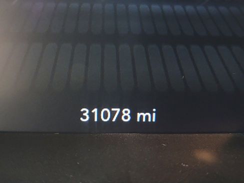 Used 2017 Dodge Challenger R/T w/ Sound Group image 17