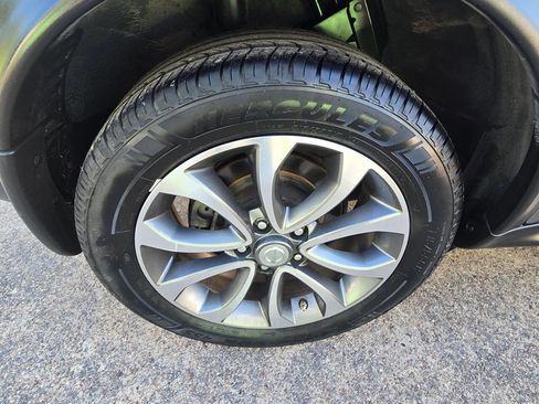 Used 2017 Nissan Juke SV w/ Technology Package image 65