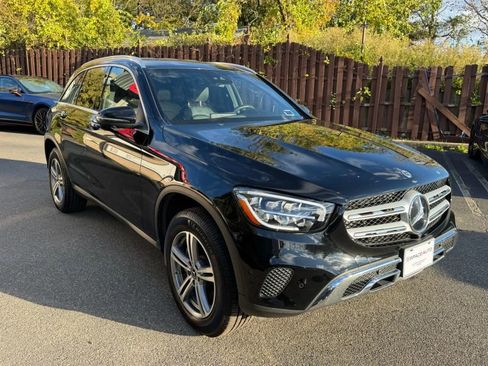 Used 2022 Mercedes-Benz GLC 300 4MATIC image 3