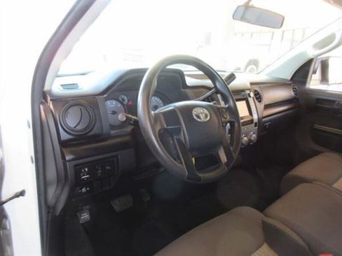 Used 2016 Toyota Tundra SR w/ Tow Package RWD image 13