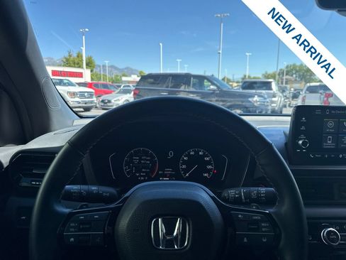 Used 2025 Honda Pilot TrailSport image 21