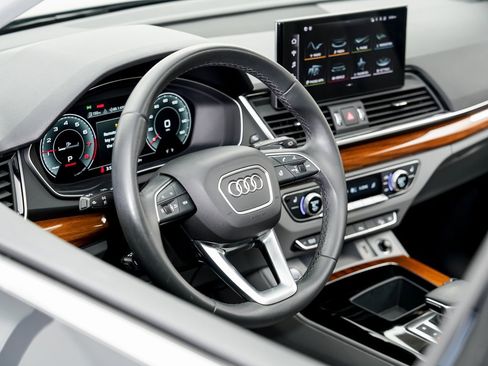Used 2021 Audi Q5 2.0T Premium Plus image 9